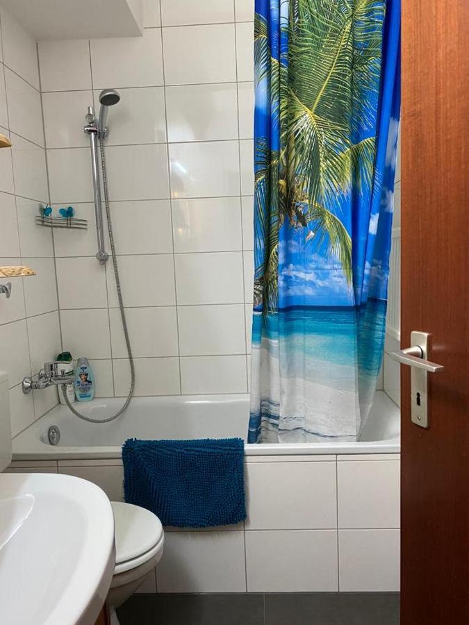 Mitten In Duesseldorf Kültér fotó