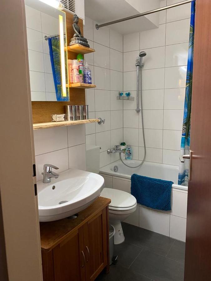 Mitten In Duesseldorf Kültér fotó
